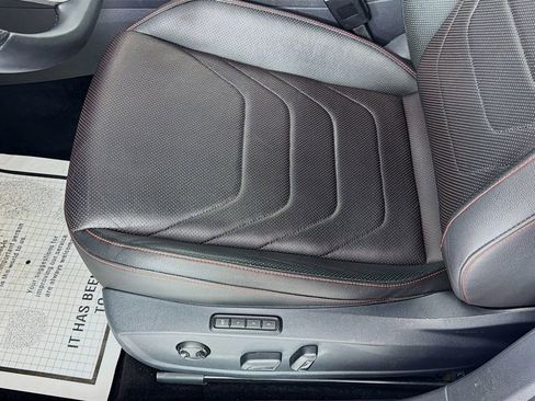 Used 2023 Volkswagen Jetta GLI Autobahn FWD image 19