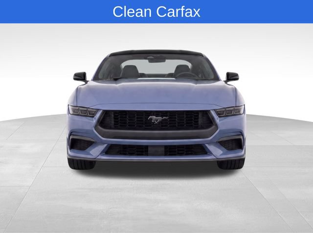 Used 2025 Ford Mustang Coupe RWD image 5