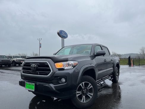 Used 2019 Toyota Tacoma SR5 image 33