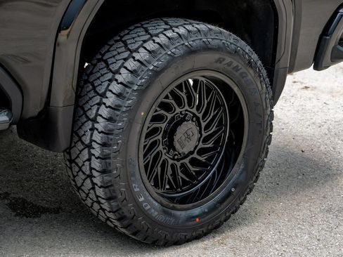 Used 2022 GMC Sierra 2500 Denali AWD/4WD image 64