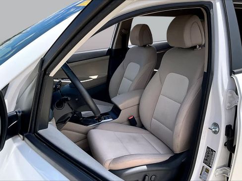 Used 2017 Hyundai Tucson Sport FWD image 8