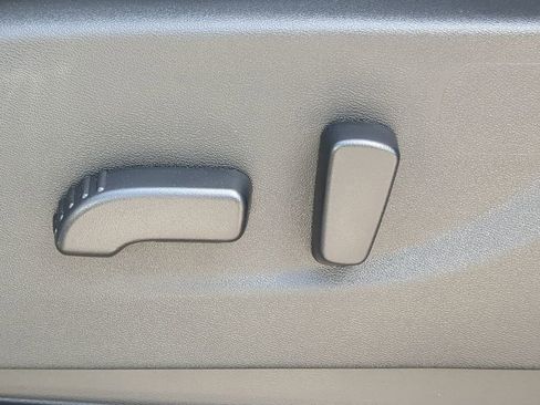 Certified 2024 Nissan Frontier SV w/ SV Convenience Package image 20