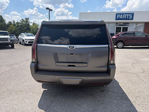 Used 2019 Cadillac Escalade Premium Luxury w/ LPO, Escalade Noir Package AWD/4WD image 6