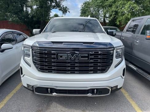 Used 2022 GMC Sierra 1500 Denali Ultimate AWD/4WD image 3
