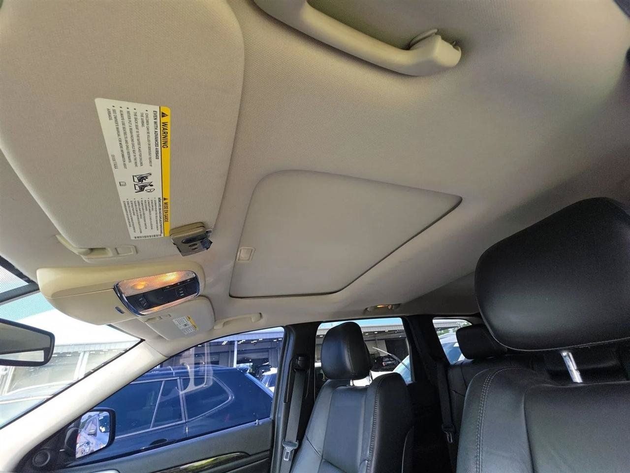Used 2013 Jeep Grand Cherokee Laredo RWD image 19
