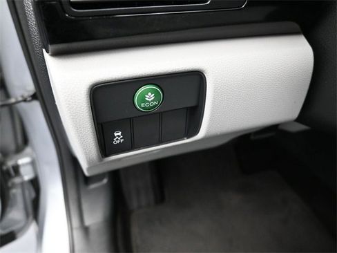 Used 2016 Honda Accord LX image 15