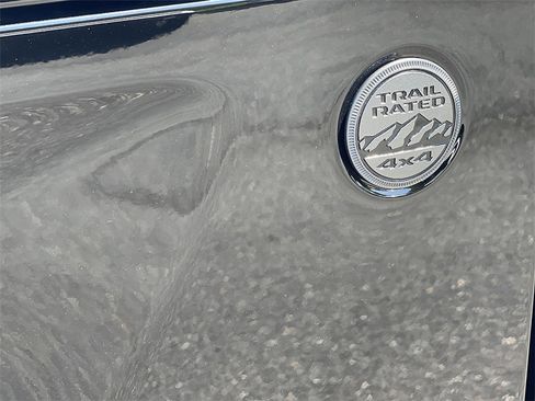 New 2025 Jeep Gladiator High Tide image 33