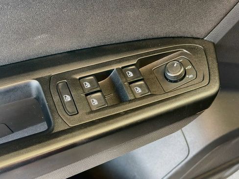 Used 2021 Volkswagen Atlas S FWD image 16