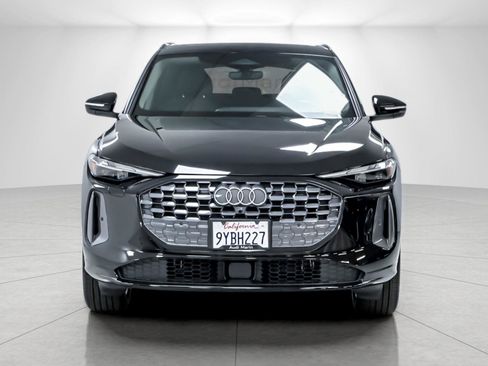 Used 2025 Audi Q5 Premium w/ Convenience Package AWD/4WD image 8