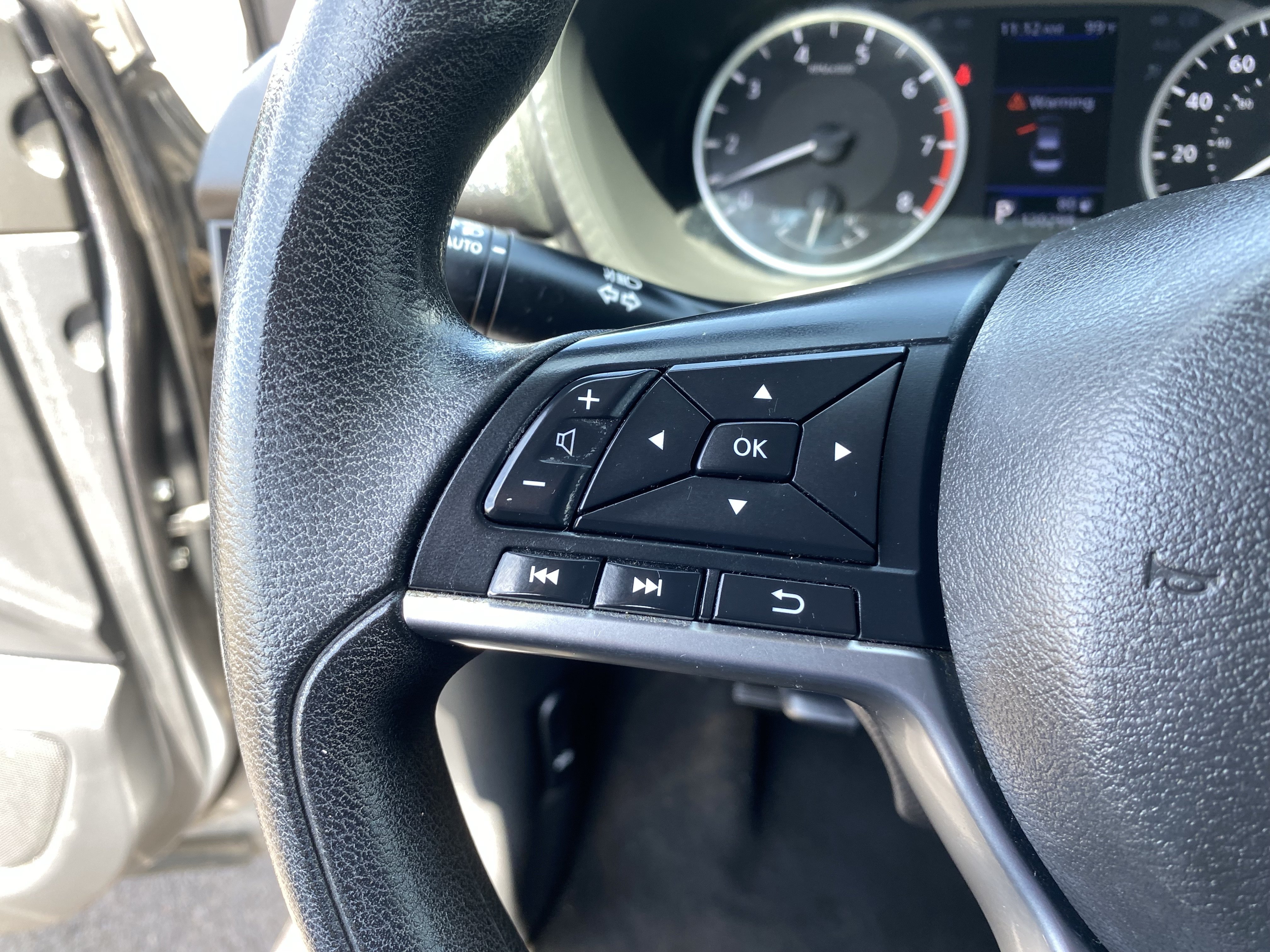 Used 2021 Nissan Sentra S FWD image 27