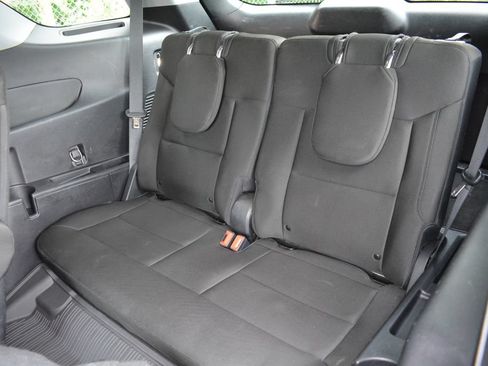 Used 2022 Ford Explorer XLT AWD/4WD image 23