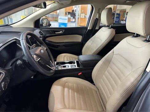 Used 2022 Ford Edge SEL w/ Convenience Package image 18