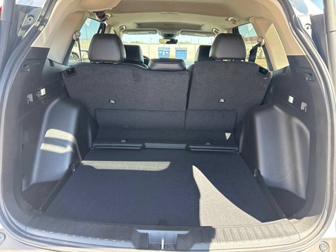 Used 2025 Honda CR-V EX-L image 10