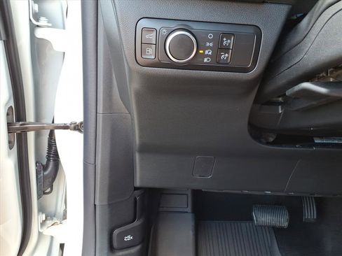 Used 2025 Ford Escape ST-Line w/ Equipment Group 301A FWD image 11