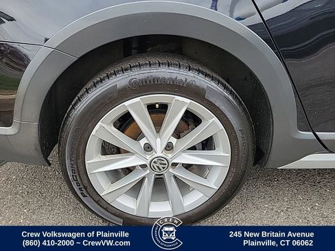 Used 2018 Volkswagen Golf Alltrack SE image 18