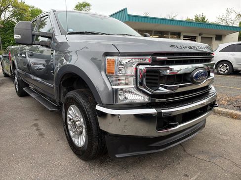 Used 2021 Ford F250 XLT AWD/4WD image 3