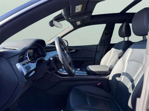 Used 2019 Audi Q8 Premium w/ Convenience Package image 18