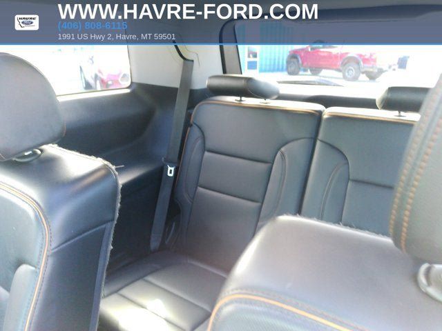 Used 2021 GMC Acadia AT4 w/ GMC Pro Grade Package AWD/4WD image 15