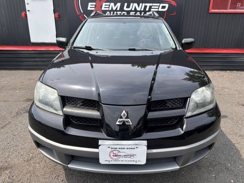 Used 2003 Mitsubishi Outlander LS AWD/4WD image 8