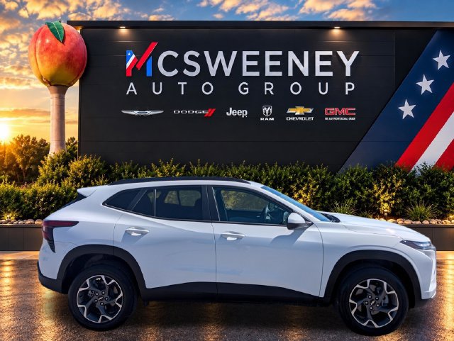 Used 2025 Chevrolet Trax LT FWD image 6