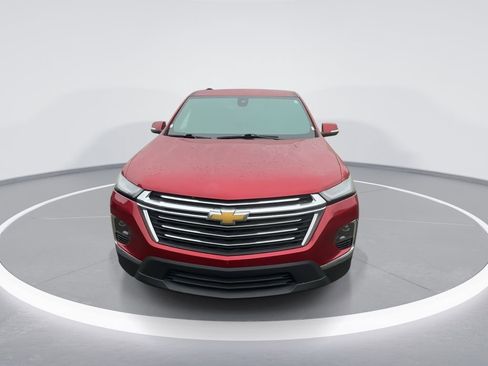 Used 2023 Chevrolet Traverse LT AWD/4WD image 3