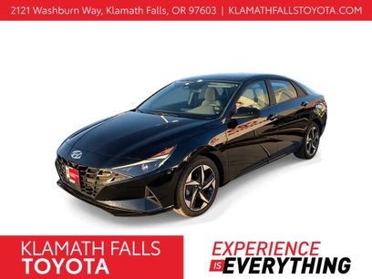 Used 2023 Hyundai Elantra SEL w/ Convenience Package