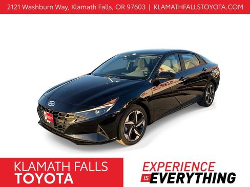 Used 2023 Hyundai Elantra SEL w/ Convenience Package image 1