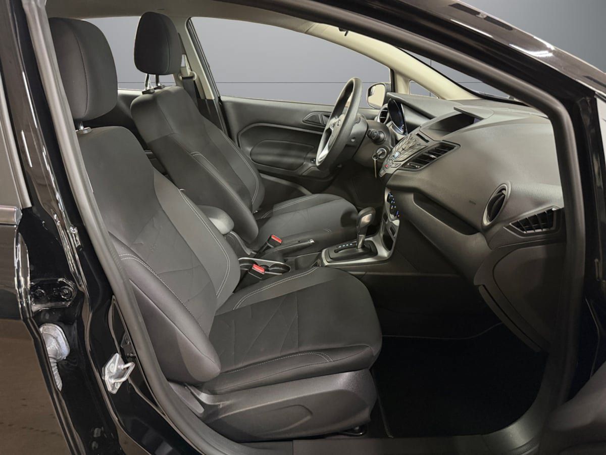 Used 2019 Ford Fiesta SE FWD image 17