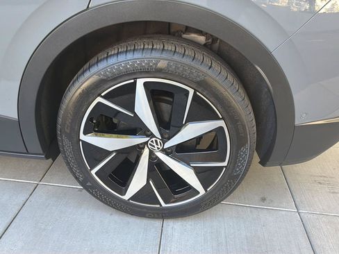 Used 2023 Volkswagen ID.4 Pro S RWD image 12