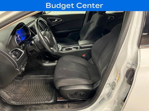 Used 2015 Chrysler 200 Limited w/ Convenience Group FWD image 12