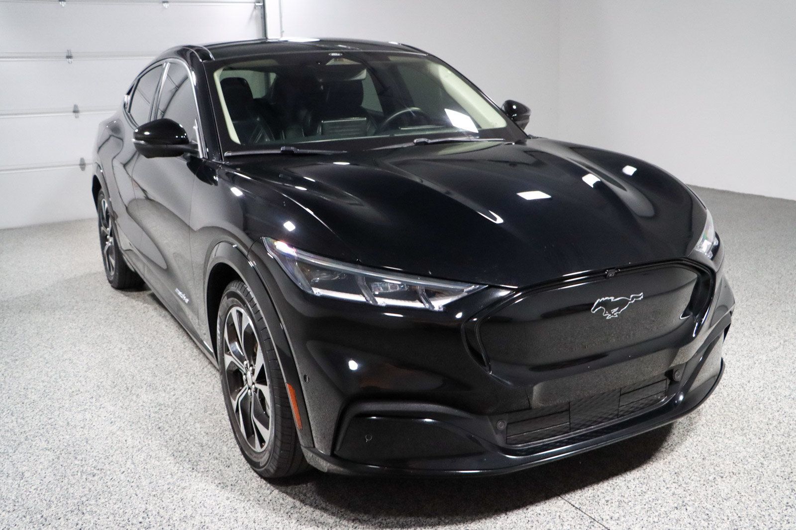 Used 2023 Ford Mustang Mach-E Premium RWD image 5