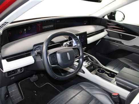 Used 2024 Lincoln Nautilus Reserve image 24