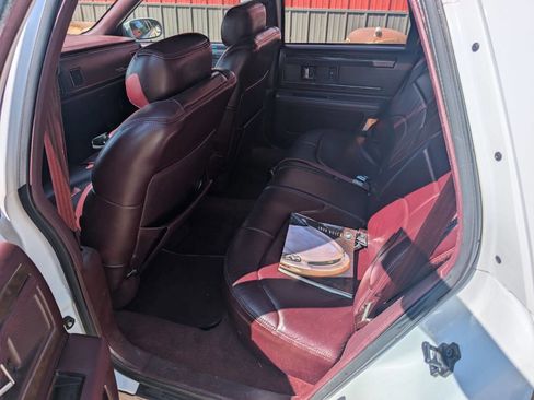 Used 1996 Buick Roadmaster Estate image 9