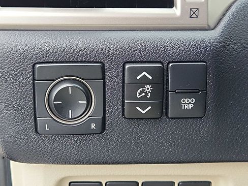 Used 2020 Lexus GX 460 Premium image 22