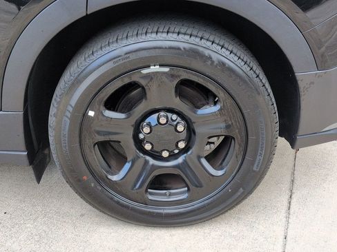 Used 2024 Chevrolet Blazer EV AWD Police image 27