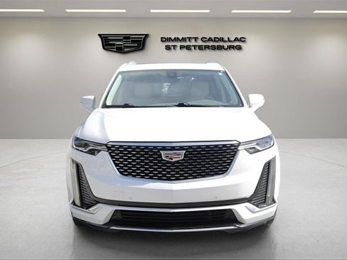 Used 2021 Cadillac XT6 Premium Luxury image 8