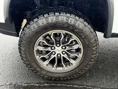 Used 2022 Chevrolet Colorado ZR2 image 20