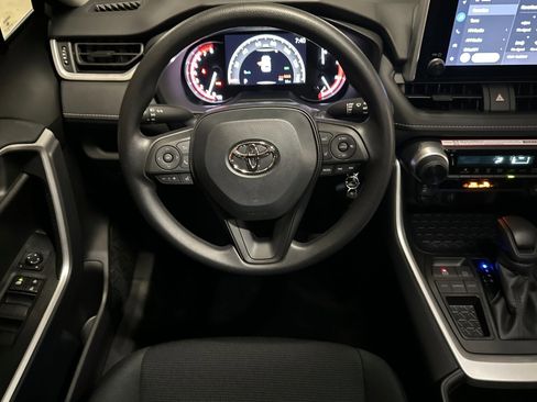 New 2025 Toyota RAV4 LE image 16
