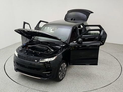 Certified 2024 Land Rover Range Rover Sport Dynamic SE image 21