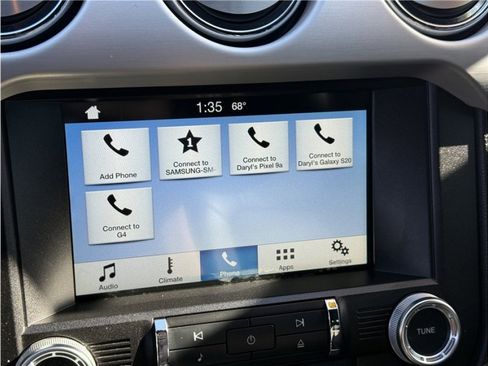 Used 2016 Ford Mustang Premium image 39