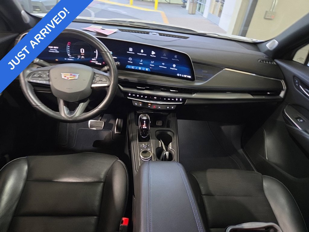 Used 2024 Cadillac XT4 Sport AWD/4WD image 5