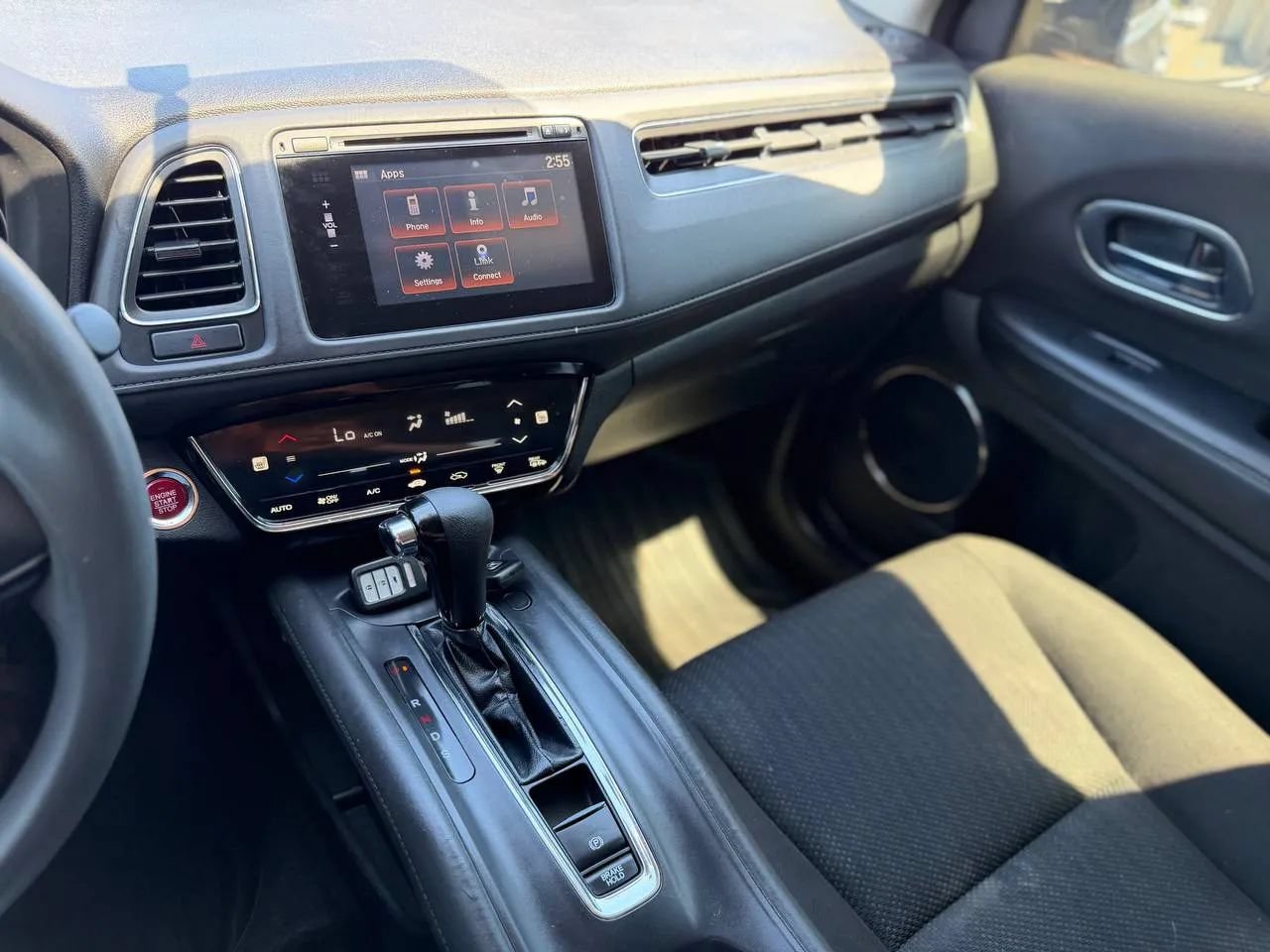 Used 2018 Honda HR-V EX image 49