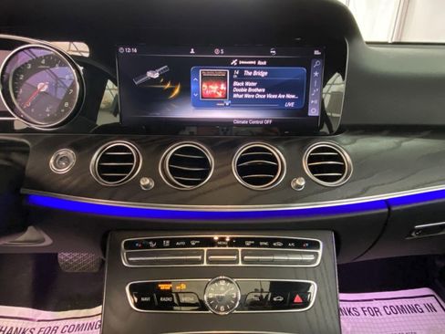 Used 2019 Mercedes-Benz E 450 4MATIC Sedan w/ Premium Package image 24