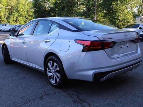 Used 2024 Nissan Altima 2.5 S FWD image 3