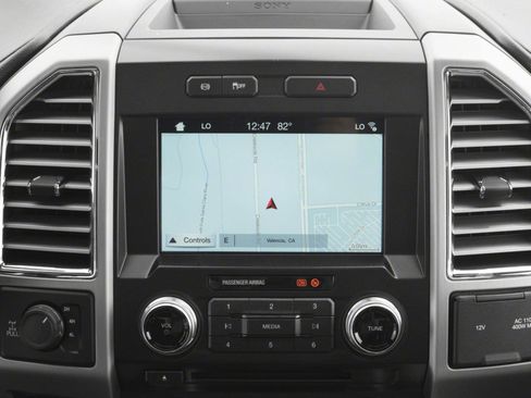 Used 2018 Ford F250 Platinum w/ Platinum Ultimate Package AWD/4WD image 10