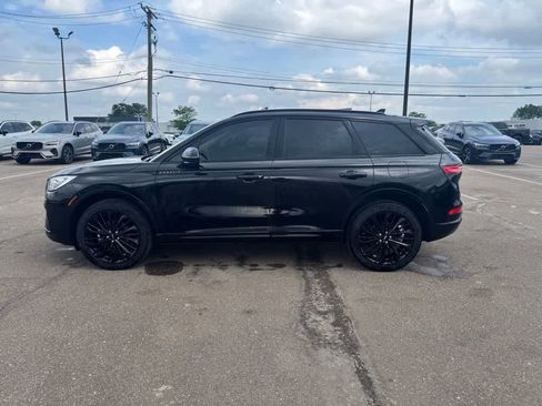 Used 2023 Lincoln Corsair Reserve w/ Equipment Group 201A AWD/4WD image 8
