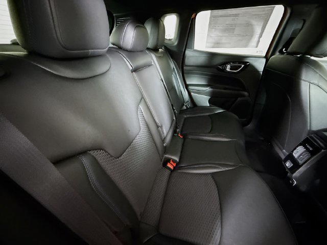 New 2026 Jeep Compass Latitude AWD/4WD image 25