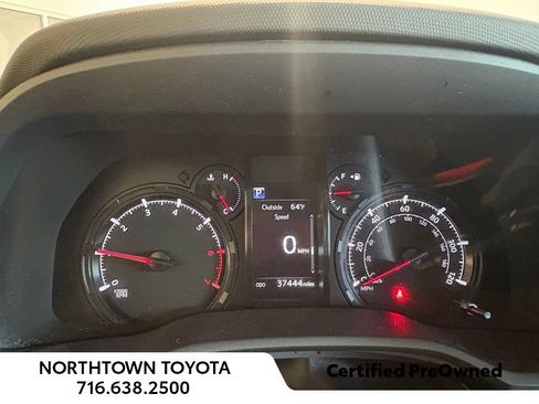 Used 2023 Toyota 4Runner SR5 Premium w/ Moonroof Package AWD/4WD image 24