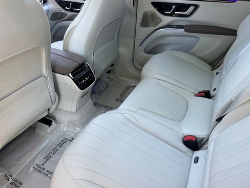 Certified 2023 Mercedes-Benz EQS 580 4MATIC SUV image 24