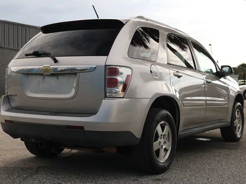 Used 2008 Chevrolet Equinox LT FWD image 7
